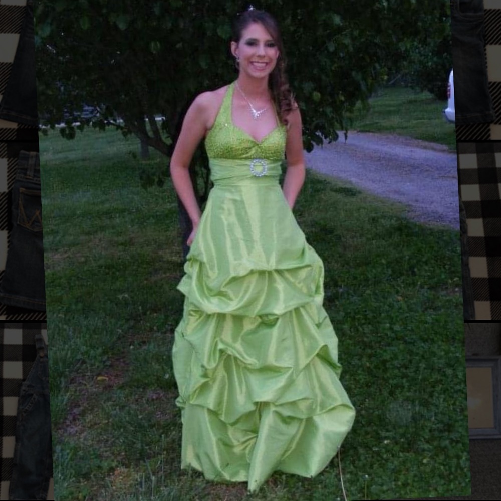 Size 5/6 Masquerade Formal Dress